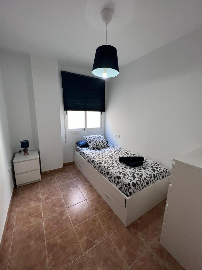 Apartamentos La Caleta Caleta De Velez Exterior foto